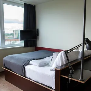 https://base-apartments.hamburg-hotels-de.com